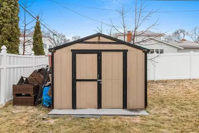 951 Duchateau Avenue, Green Bay, WI 54304 - Photo 64