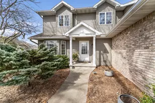 160 Captains Ct, Winneconne, WI 54986 - Photo 2