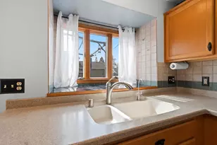 1525 N Clark St, Appleton, WI 54911 - Photo 12