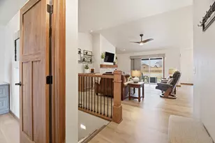 2215 E Honeygold Ct, Appleton, WI 54913 - Photo 2