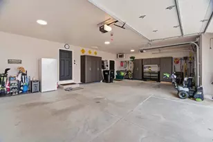 2215 E Honeygold Ct, Appleton, WI 54913 - Photo 24