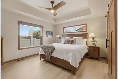 2215 E Honeygold Court, Appleton, WI 54913 - Photo 14