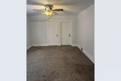 921 S 13th Street, Manitowoc, WI 54220 - Photo 4