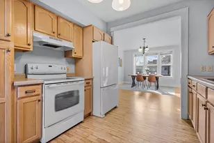 303 E McKinley St, Appleton, WI 54915 - Photo 12