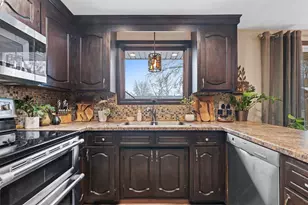 2578 Vicki Ln, Green Bay, WI 54311 - Photo 12