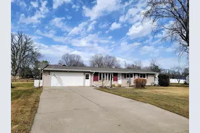 224 Dorothy Drive, Manawa, WI 54949 - Photo 1