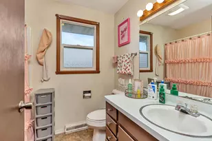 932 Vine Ave, Oshkosh, WI 54901 - Photo 16