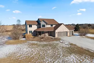 N2729 Lakeshore Rd, Kewaunee, WI 54216 - Photo 1