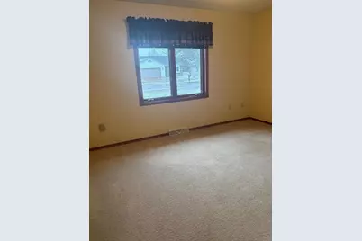 2495 Security Drive, Oshkosh, WI 54904 - Photo 12