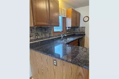 2495 Security Drive, Oshkosh, WI 54904 - Photo 8