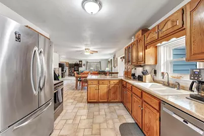 265 E Leeward Street, Sturgeon Bay, WI 54235 - Photo 16