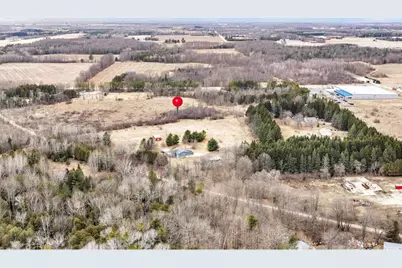 265 E Leeward Street, Sturgeon Bay, WI 54235 - Photo 2