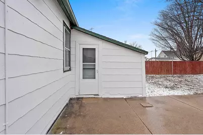 1122 S 22nd Street, Manitowoc, WI 54220 - Photo 32