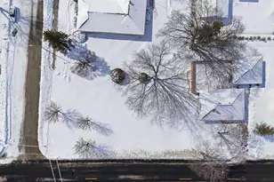 659 E 2nd St, Fond du Lac, WI 54935 - Photo 4