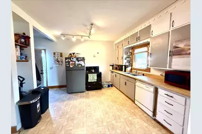 181 Doty Street, Fond du Lac, WI 54935 - Photo 8