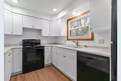 701 E Longview Drive, Appleton, WI 54911 - Photo 36