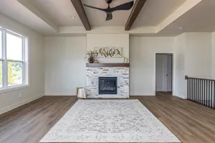 N9053 Southtowne Dr, Menasha, WI 54952 - Photo 8