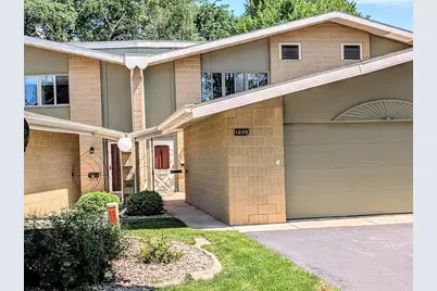 1235 W Nicolet Cercle, Appleton, WI 54914 - Photo 1
