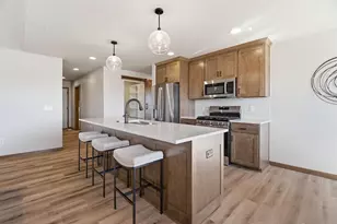 2645 Cornell Ave, Neenah, WI 54956 - Photo 10