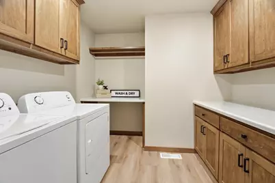2645 Cornell Avenue, Neenah, WI 54956 - Photo 20