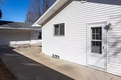 1631 S Walden Avenue, Appleton, WI 54915 - Photo 20