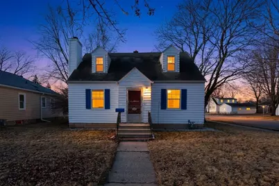 943 Roscoe Street, Green Bay, WI 54304 - Photo 2