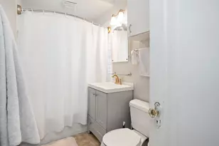 943 Roscoe St, Green Bay, WI 54304 - Photo 16