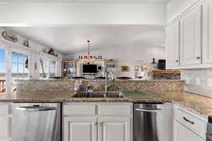 5141 Edgewater Beach Rd, Green Bay, WI 54311 - Photo 16