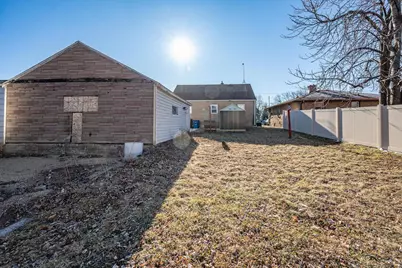 658 Appleton Road, Menasha, WI 54952 - Photo 6