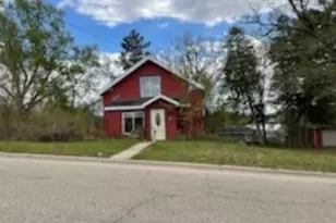 119 W Park St, Neshkoro, WI 54960 - Photo 1