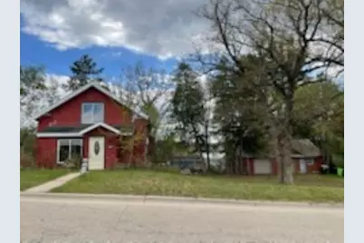 119 W Park Street, Neshkoro, WI 54960 - Photo 2