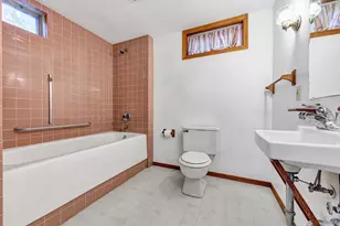 2462 Bluestone Pl, Green Bay, WI 54311 - Photo 18