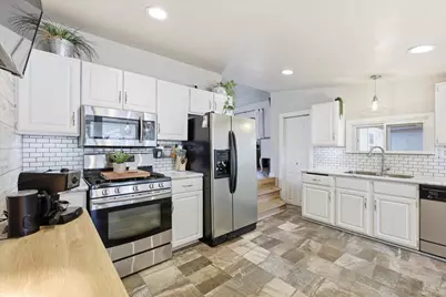 2451 Longtail Beach Lane, Suamico, WI 54173 - Photo 10