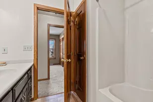 2189 E Prairie Creek Dr, Neenah, WI 54956 - Photo 26