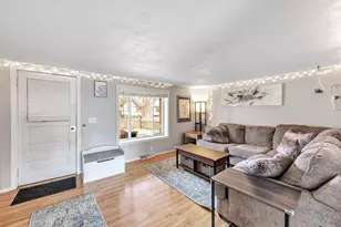 308 S Superior St, De Pere, WI 54115 - Photo 4