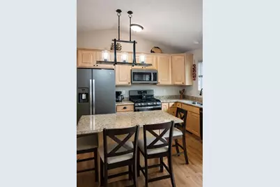 837 Sunridge Drive, Waupaca, WI 54981 - Photo 2