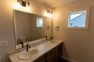 4110 Ridgecrest Ln, Kaukauna, WI 54130 - Photo 16