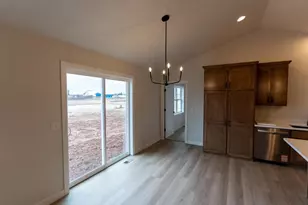 4110 Ridgecrest Ln, Kaukauna, WI 54130 - Photo 6