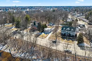 2141 Riverside Ave, Marinette, WI 54143 - Photo 6