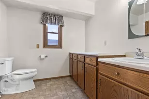 421 Manhattan St, Chilton, WI 53014 - Photo 12