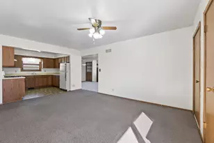 421 Manhattan St, Chilton, WI 53014 - Photo 16