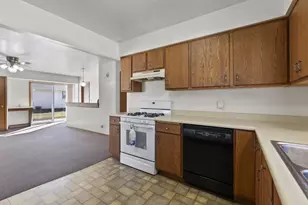 421 Manhattan St, Chilton, WI 53014 - Photo 18