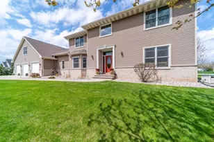 W5071 Cherrywood Ct, Sherwood, WI 54169 - Photo 70