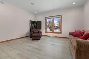 W5071 Cherrywood Ct, Sherwood, WI 54169 - Photo 10