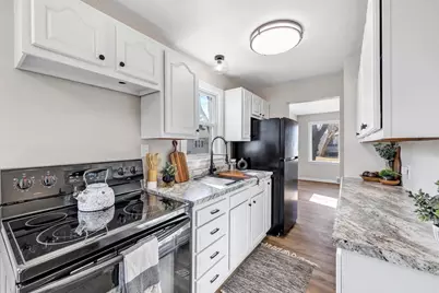 405 2nd Street, Neenah, WI 54956 - Photo 8