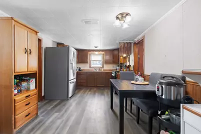 308 Lau Street, Green Bay, WI 54302 - Photo 8