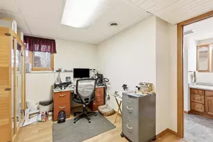 1107 Honeysuckle Ln, Neenah, WI 54956 - Photo 26