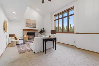 1715 Bernheim Street, Oshkosh, WI 54904 - Photo 4