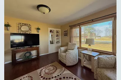 9321 State Road 21, Omro, WI 54963 - Photo 6