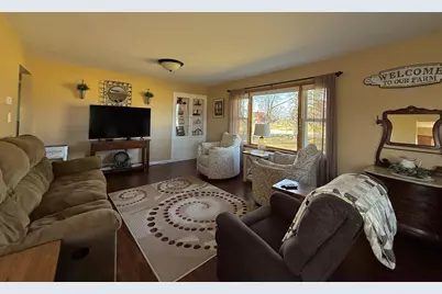 9321 State Road 21, Omro, WI 54963 - Photo 4